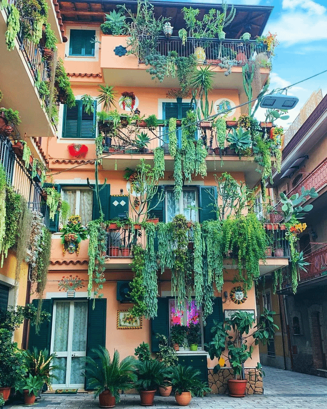 This building in Italy could be this sub church – Reddit Post