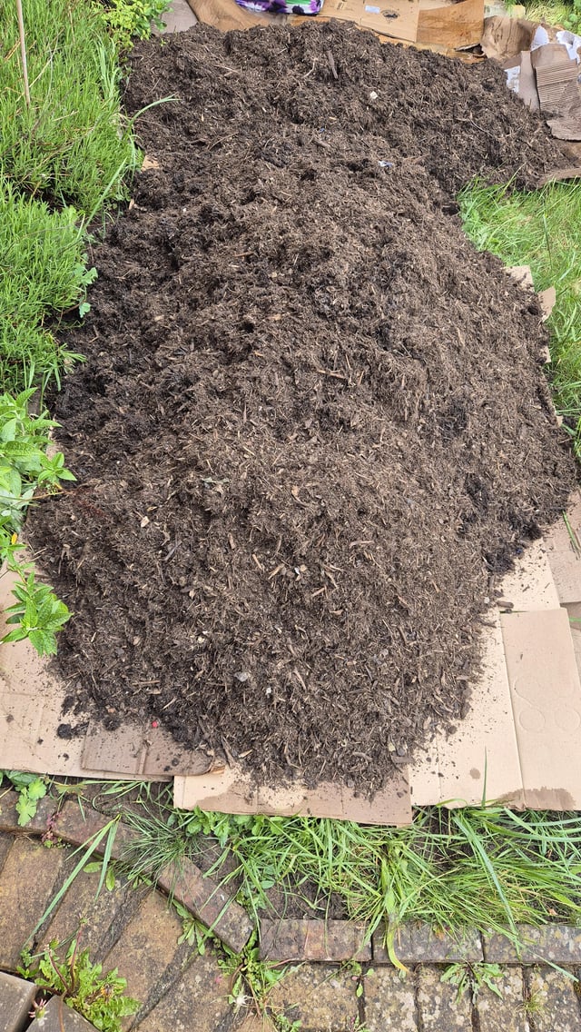 Just had 700L compost delivered from council