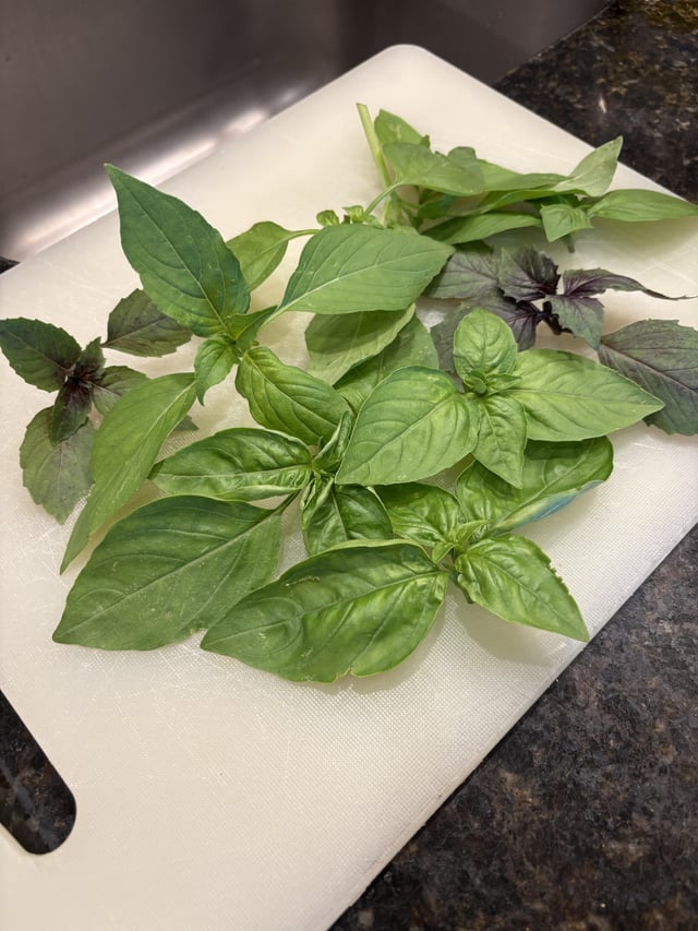 First basil harvest of the season 🎉 – Reddit Post
